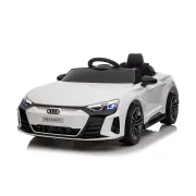 Masinuta electrica pentru copii Audi RS e‑tron, acumulatori si telecomanda, 12V MP3/USB si Bluetooth, Alb