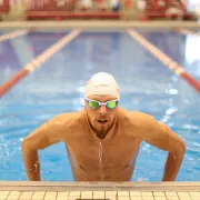 Finis - ochelari inot pentru triatlon Hayden Goggles - negru cu lentila oglinda portocalie