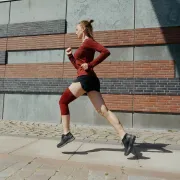 CEP - ortho genunchi - Light Support Compression Knee Sleeve - Negru