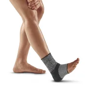 CEP - ortho glezna - Max Support Compression - Ankle Sleeve - negru alb