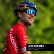 Ochelari de soare electro fotocromatici React Swiss OPTRAY SKY - lentila albastra si rama neagra