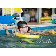 Finis - ochelari inot confortabili pentru copii (4-10 ani) Adventure Goggles - camuflaj rosu negru