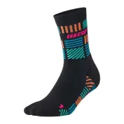 CEP - sosete compresie medii - the run limited 2024.2 socks mid cut - black | neon pink