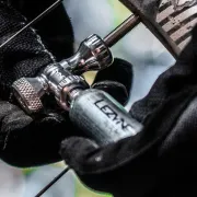 Lezyne - mini pompa CO2 - Control Drive CNC - black - 16g