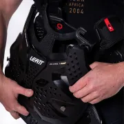 Protectie piept Leatt Chest Protector 3.5 Black