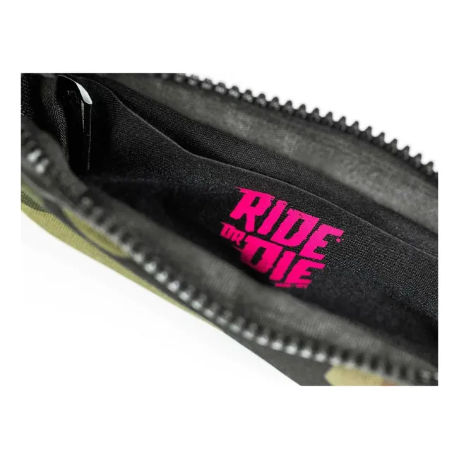 Borseta Muc-Off Essentials Camo