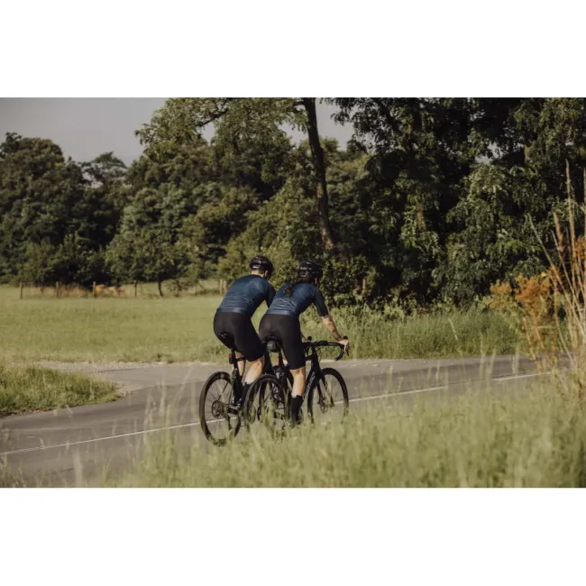 Pantaloni scurti cu bazon si bretele Force Action Negru M