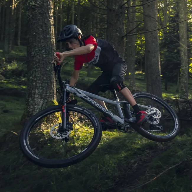 Orbea LAUFEY 20 H30 Black Rainbow - măsura 20 - bicicletă copii MTB Trail