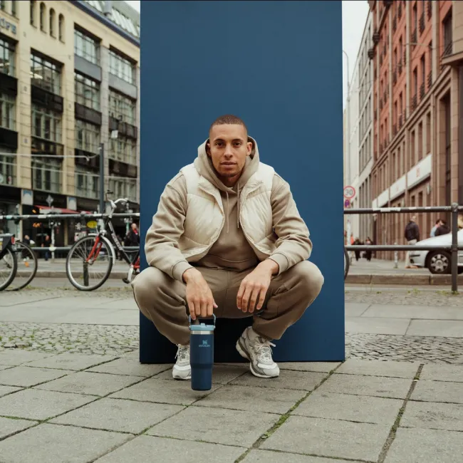 Stanley - termos tip sticla cu pai - Iceflow Flip Straw Tumbler - Bleumarin- 890 ml