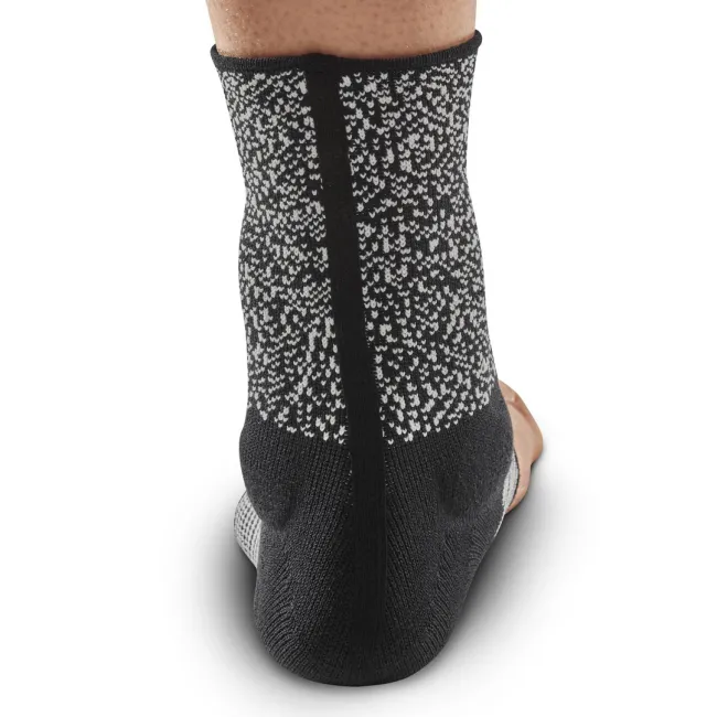 CEP - ortho glezna - Max Support Compression - Ankle Sleeve - negru alb