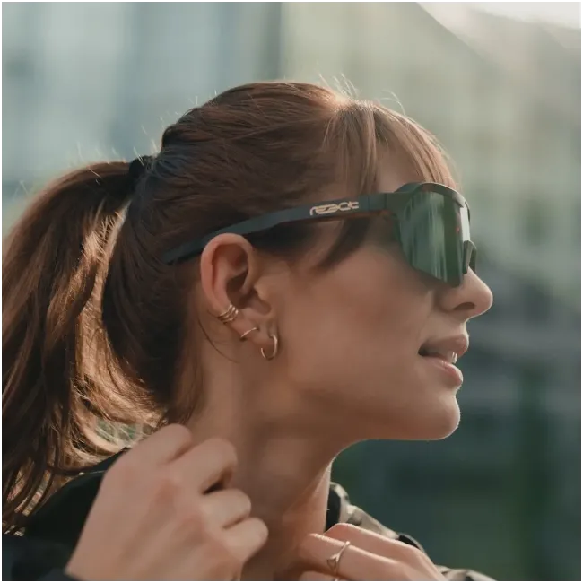 Ochelari de soare electro fotocromatici React Swiss OPTRAY AMBER - lentila gri si rama Amber