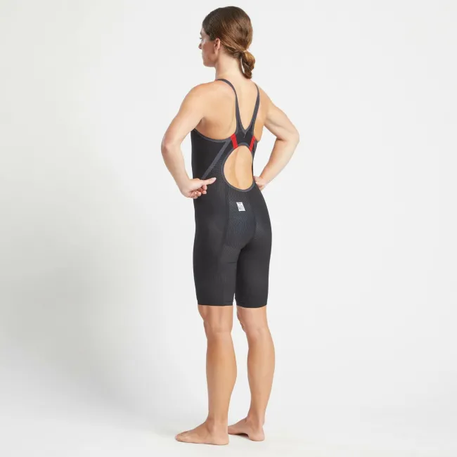 Costum inot tehnic pentru fete si femei - Finis HydroX - negru