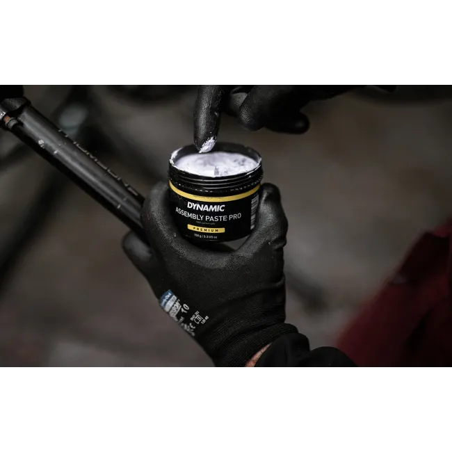 Dynamic Bike Care - Vaselina premium pentru bicicleta Assembly Paste Pro - 150gr