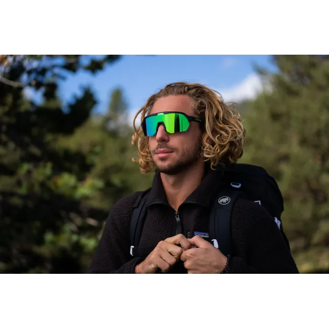 Ochelari de soare electro fotocromatici React Swiss OPTRAY NEON - lentila verde si rama neagra