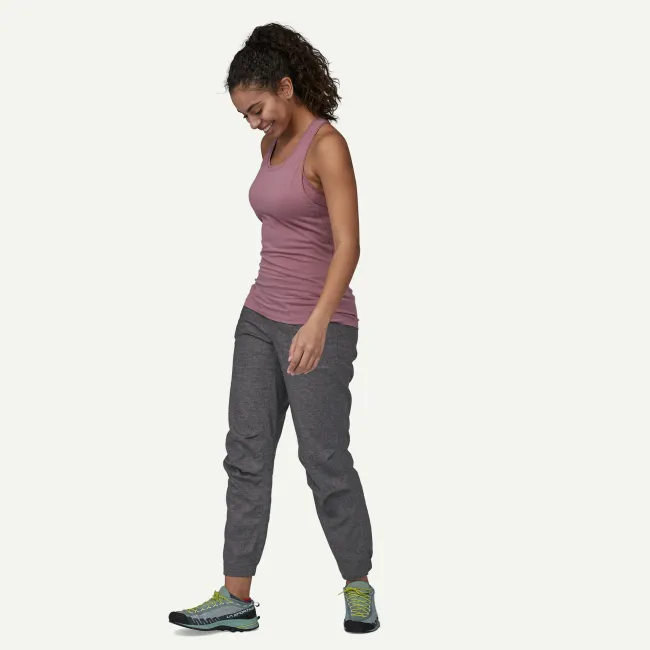 Patagonia - pantaloni - W Hampi Rock - Short - Verde