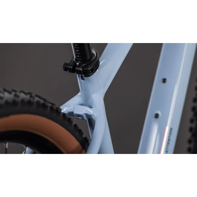 BICICLETA CUBE ATTENTION PRO ICEBLUE PRISM 2026 cadru S (15") - roti 27.5
