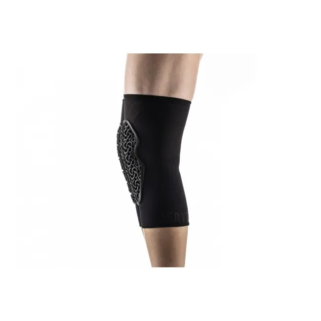 Protectii genunchi Seryt Alps Black M