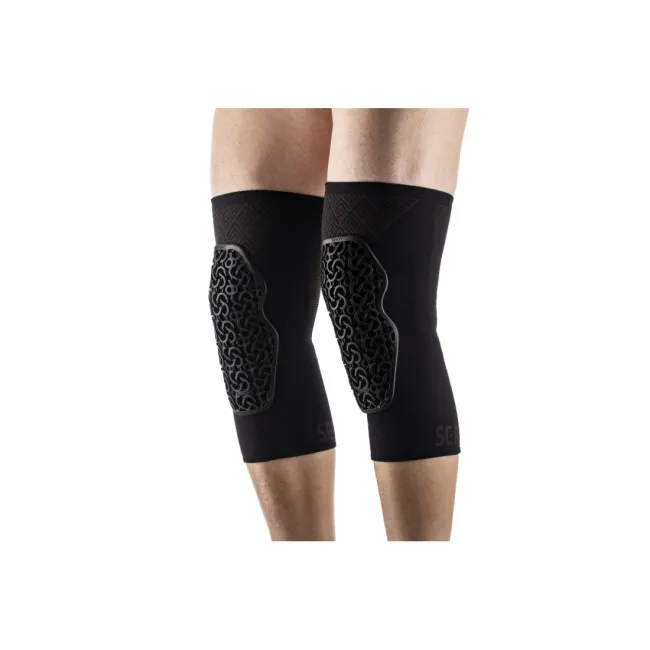 Protectii genunchi Seryt Alps Black M