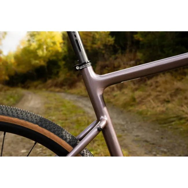 Bicicleta Rock Machine Lukk Cr 70 28 Gloss Purple Garnet 54cm - (L)